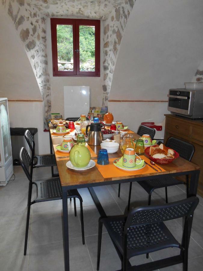 Le Mas De Ribard Bréau-et-Salagosse Buitenkant foto